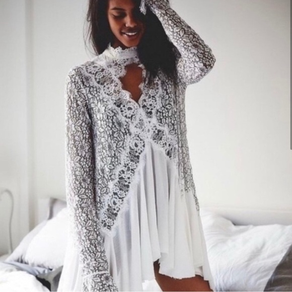 Free People Tell Tale Tunic Dress – Boho Chic Must-Have - Picture 5 of 5